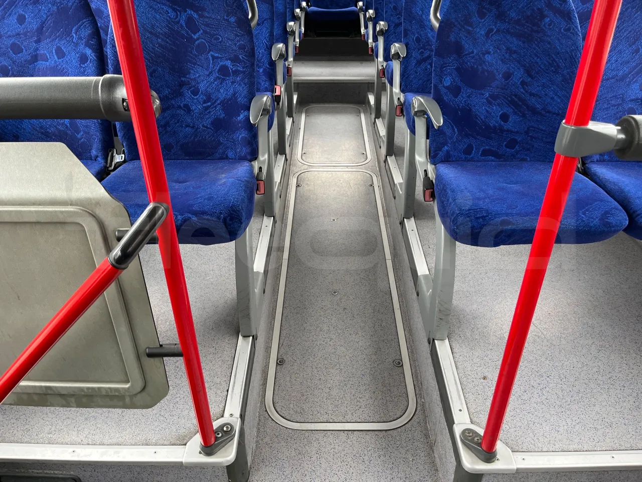 Mercedes-Benz Integro E5 4 - Euro5 - 220kW - 12.140mt - floor hatches photo