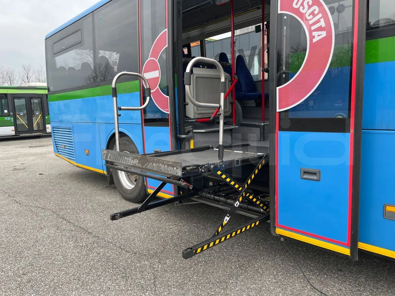 Mercedes-Benz Integro E5 4 - Euro5 - 220kW - 12.140mt - platform open photo