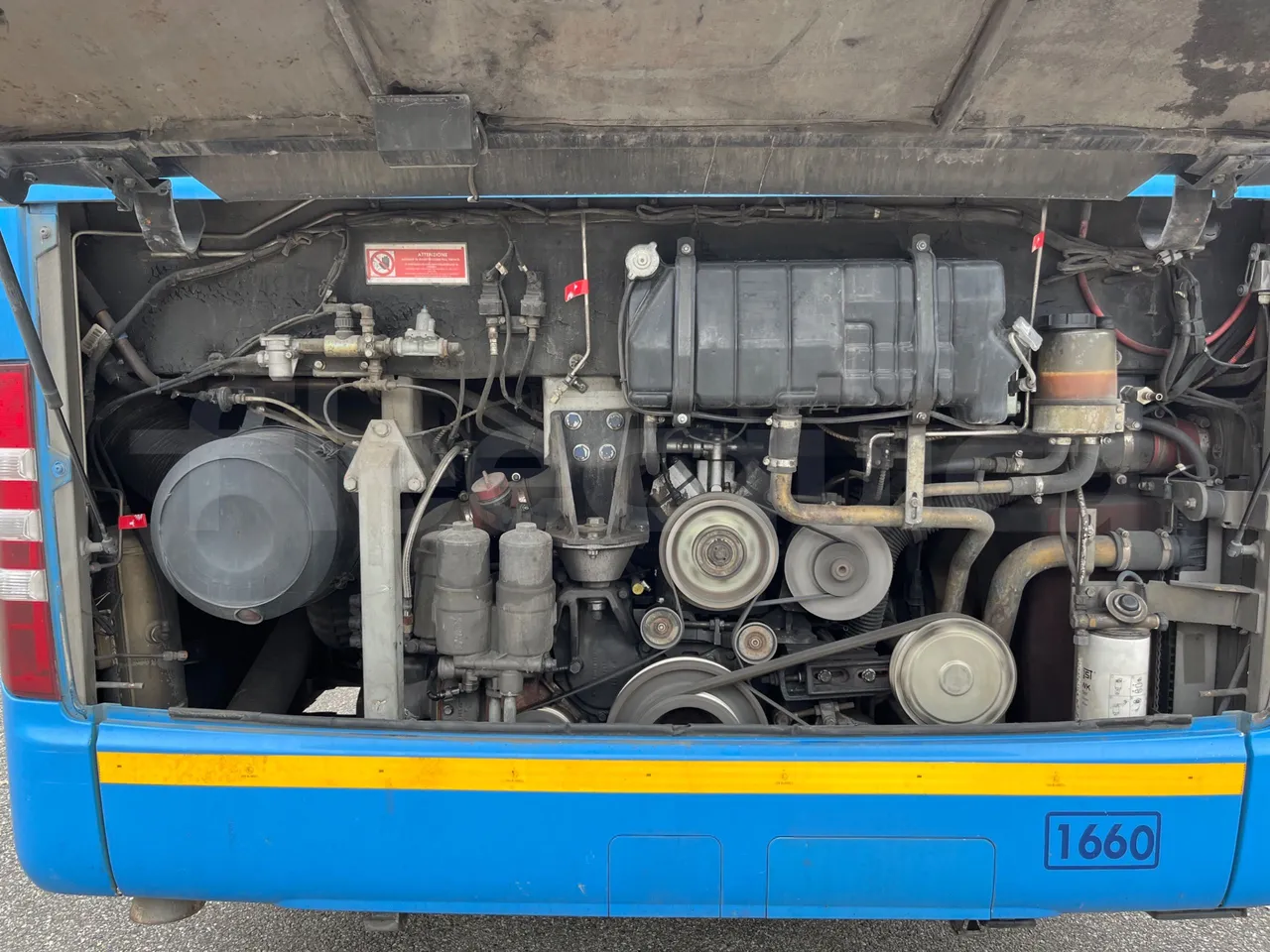 Mercedes-Benz Integro E5 4 - Euro5 - 220kW - 12.140mt - rear hatch open