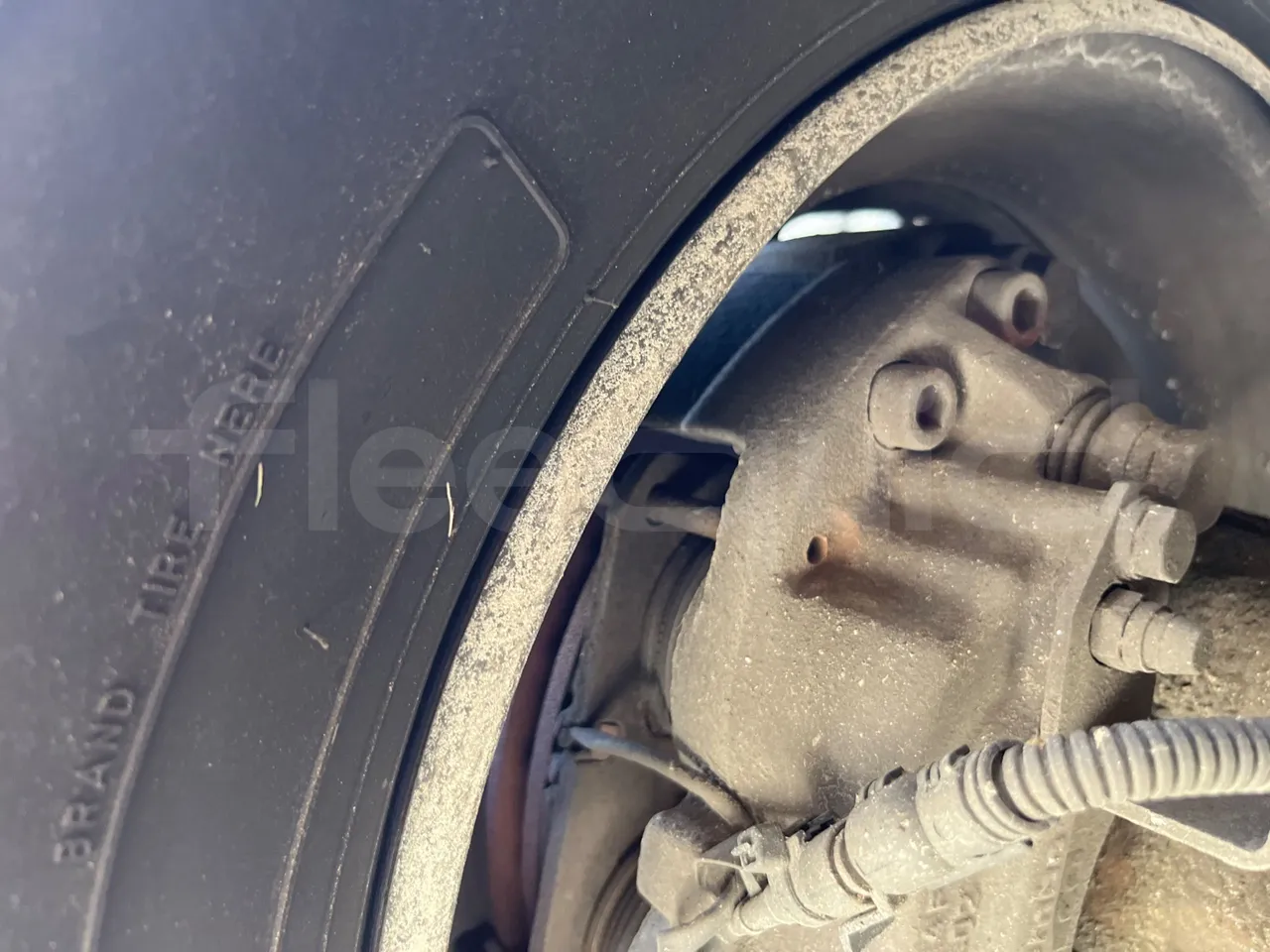 Iveco Cacciamali 90E21NA -EUR3 -154kW -8.28m - front brake calipers right