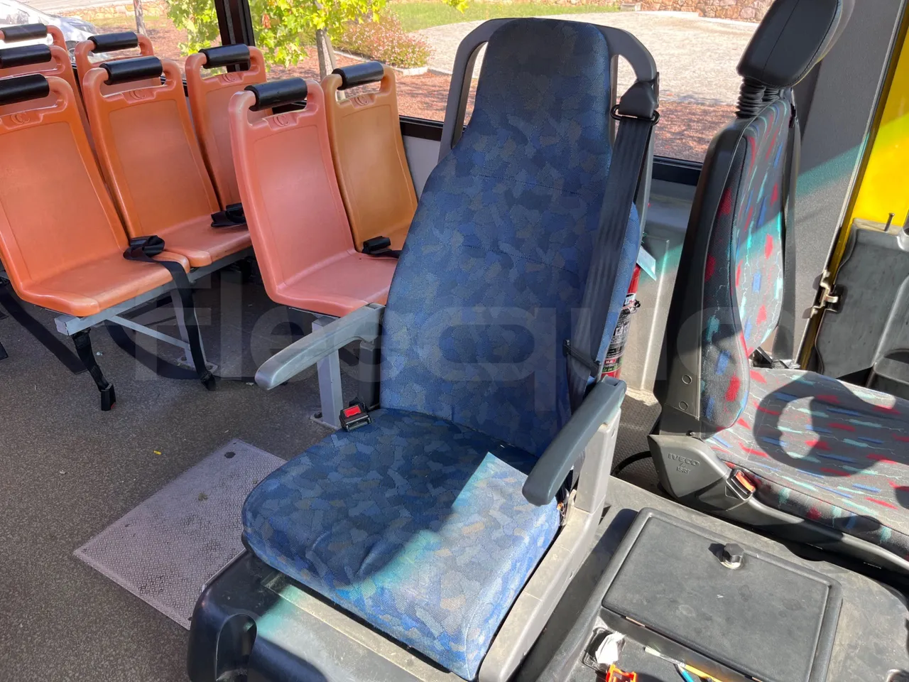 Iveco Cacciamali 90E21NA -EUR3 -154kW -8.28m - hostess seat photo