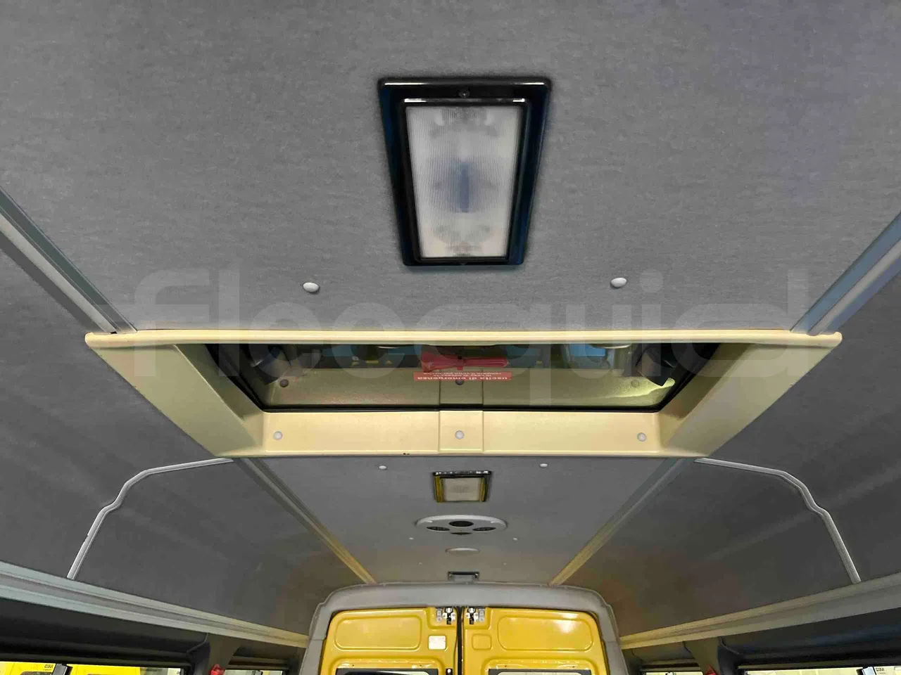 Iveco Daily - roof hatch 1