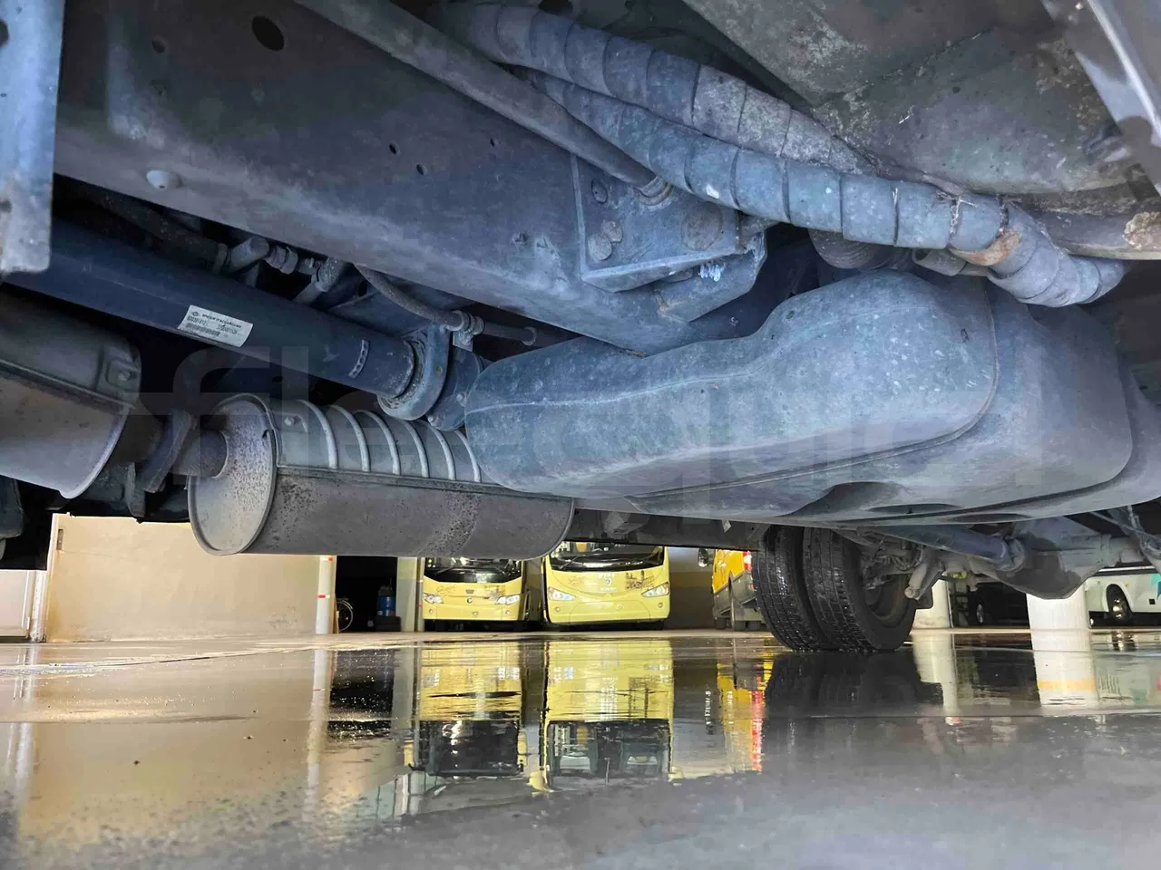 Iveco Daily - central undercarriage photo