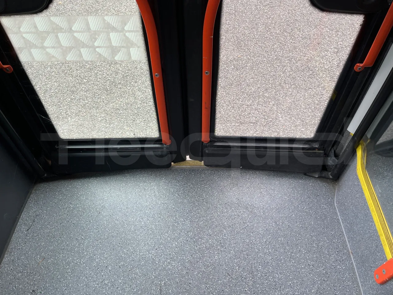 Man Lion's City B.2007.46 - Euro6 - 228kW - 11.980mt - door mechanism photo