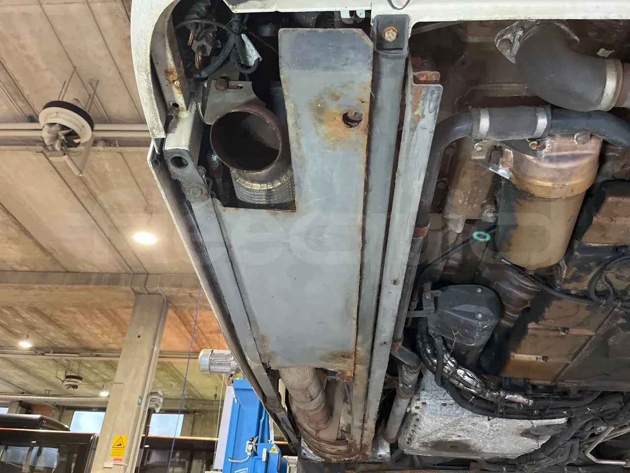 Man Lion's City B.2007.46 - Euro6 - 228kW - 11.980mt - exhaust photo