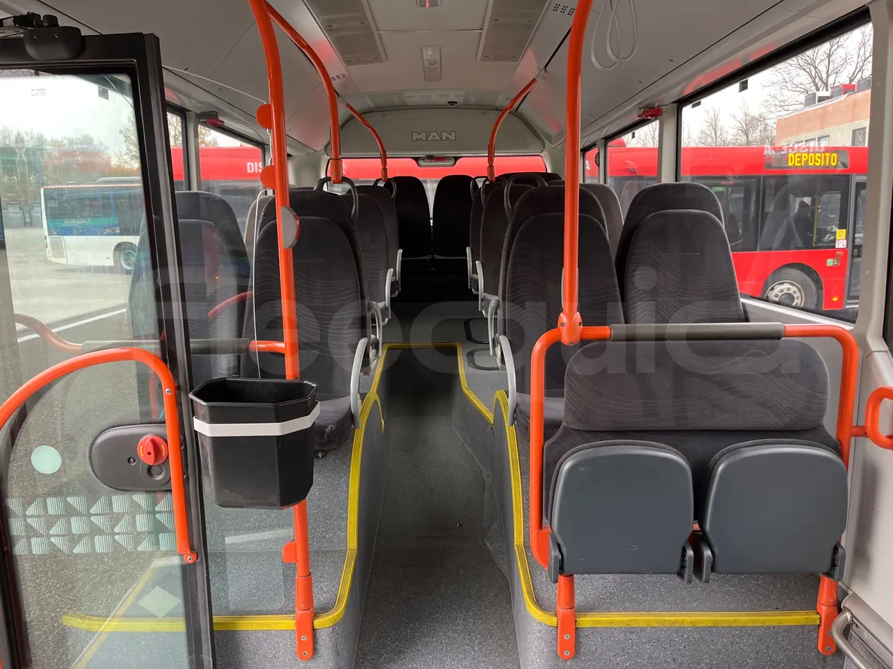 Man Lion's City B.2007.46 - Euro6 - 228kW - 11.980mt - reverse view middle aisle