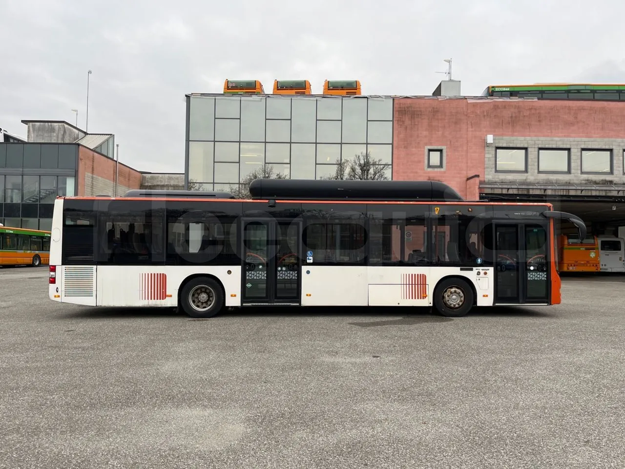 Man Lion's City B.2007.46 - Euro6 - 228kW - 11.980mt - right side doors closed