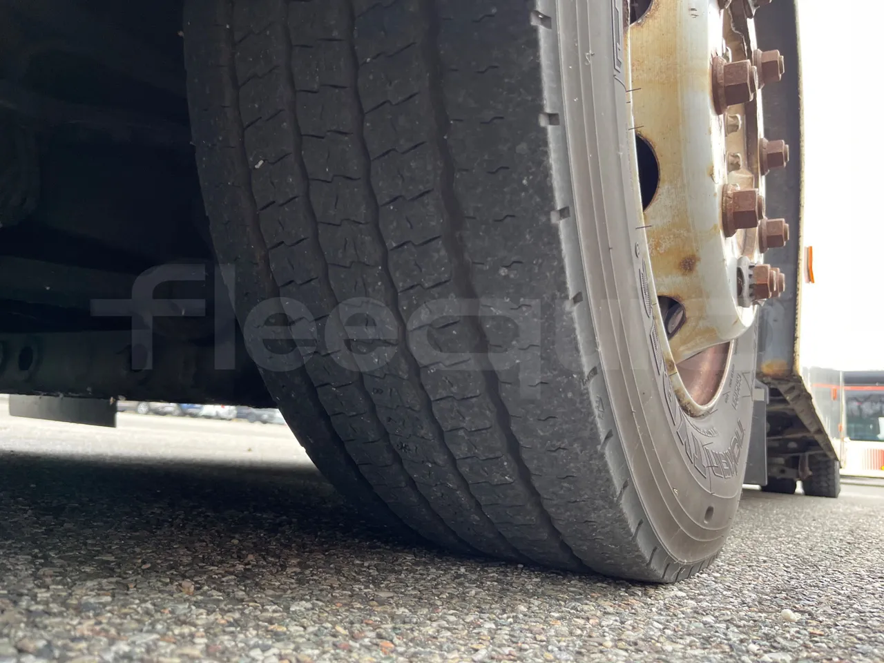 Man Lion's City B.2007.46 - Euro6 - 228kW - 11.980mt - rear left tire photo