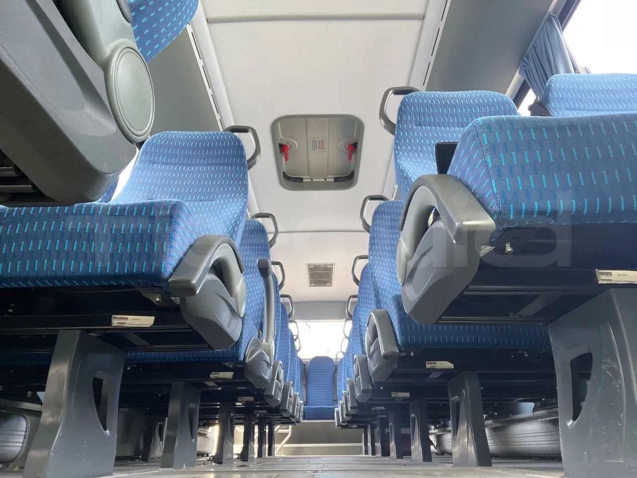 Isuzu Turquoise - camera accessories photo