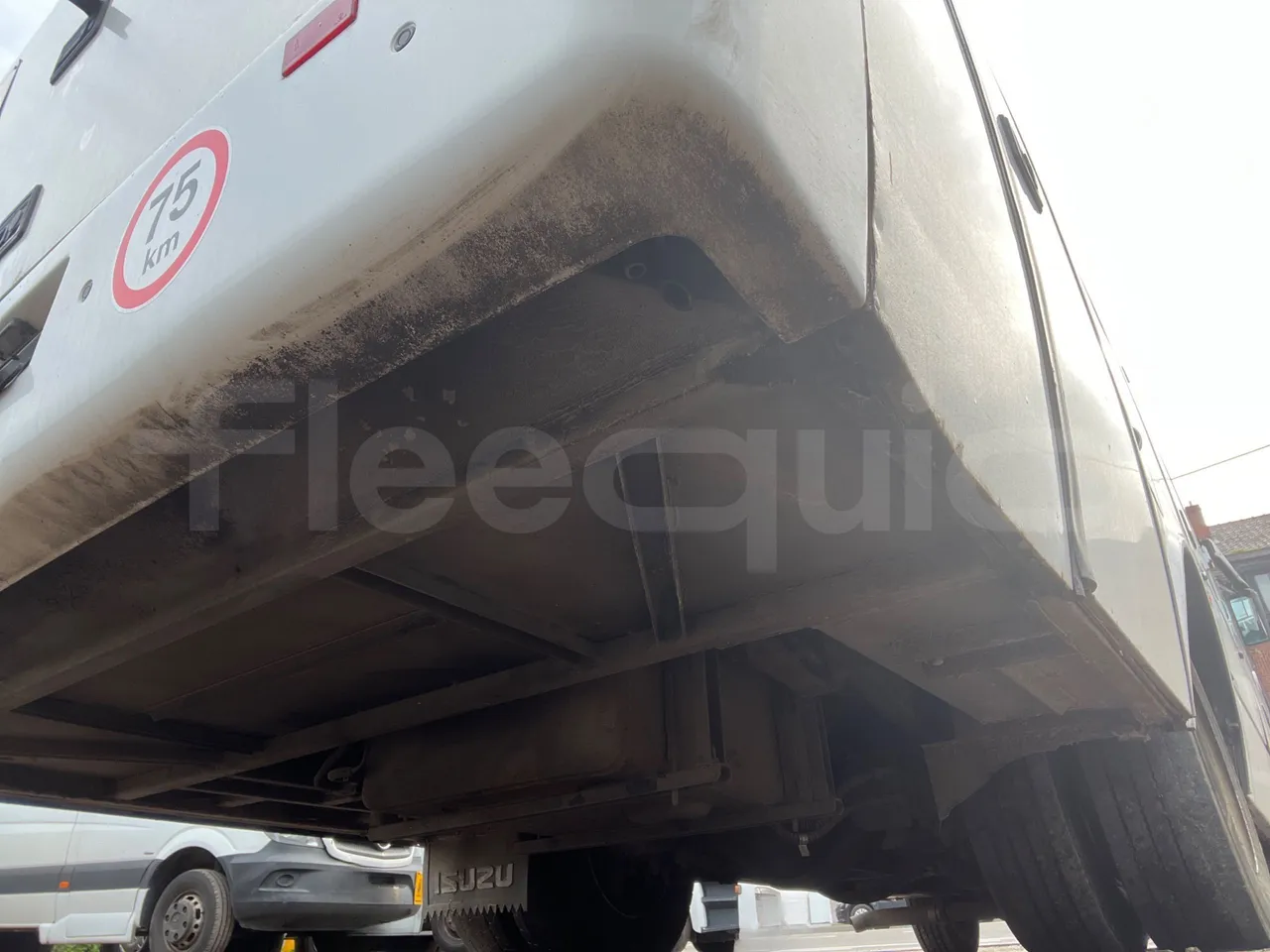 Isuzu Turquoise - axle 2 discs left