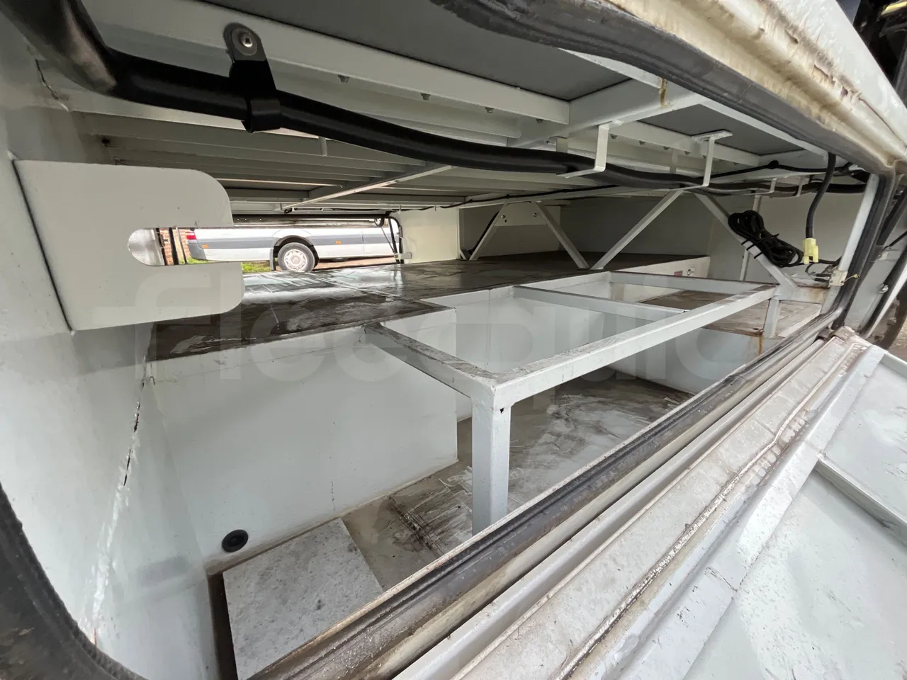 Isuzu Turquoise - internal frame rust check