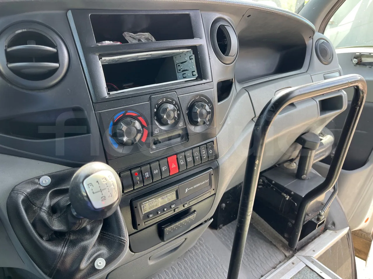 Iveco A50 A50-E4-21-B - Euro4 - 130kW - 6.948mt - onboard devices 2