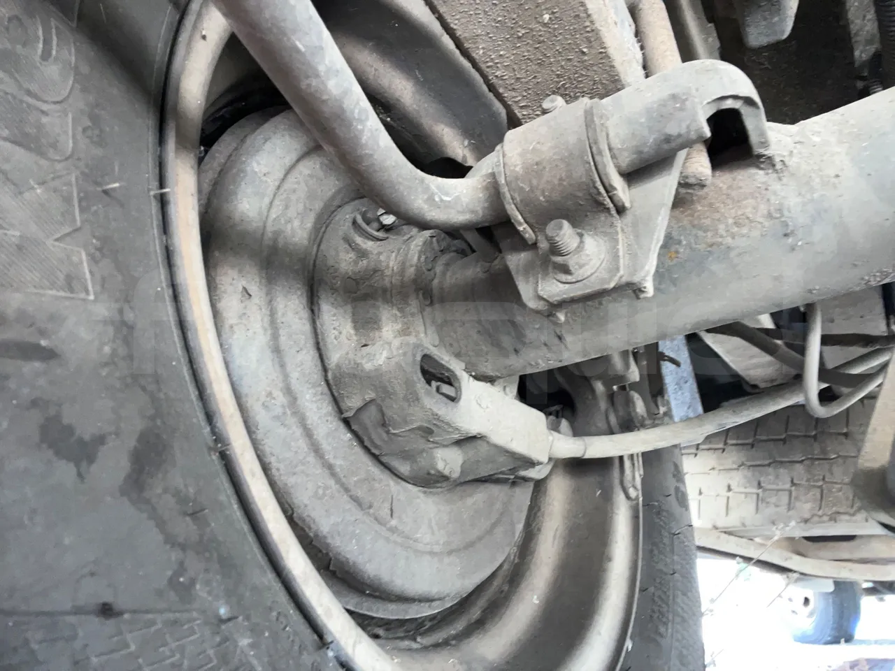 Iveco A50 A50-E4-21-B - Euro4 - 130kW - 6.948mt - axle 2 discs right