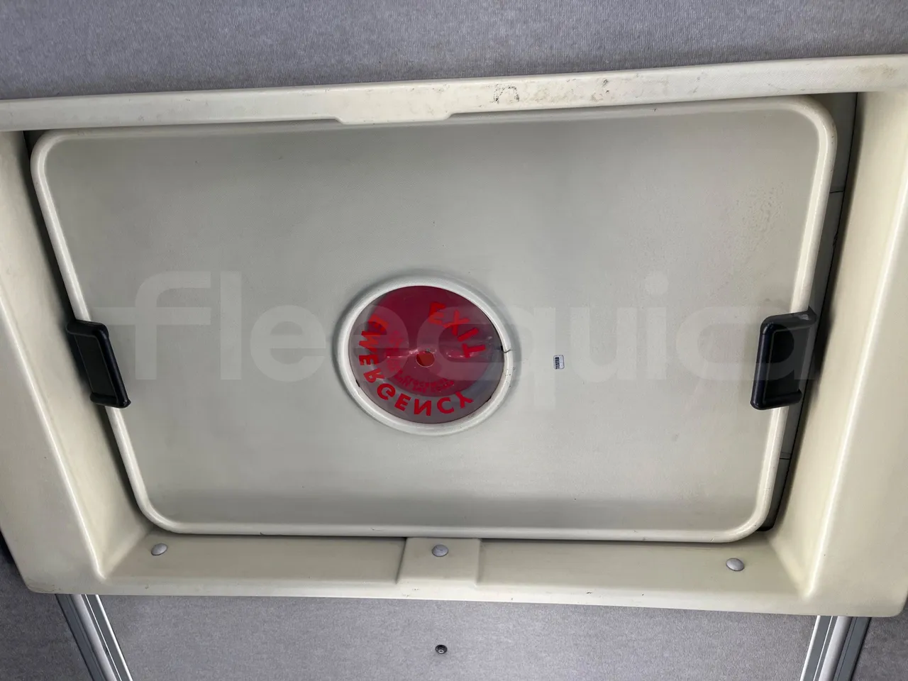Iveco A50 A50-E4-21-B - Euro4 - 130kW - 6.948mt - roof hatch 1