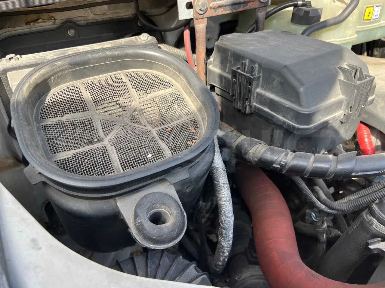 Iveco A50 A50-E4-21-B - Euro4 - 130kW - 6.948mt - platform code photo