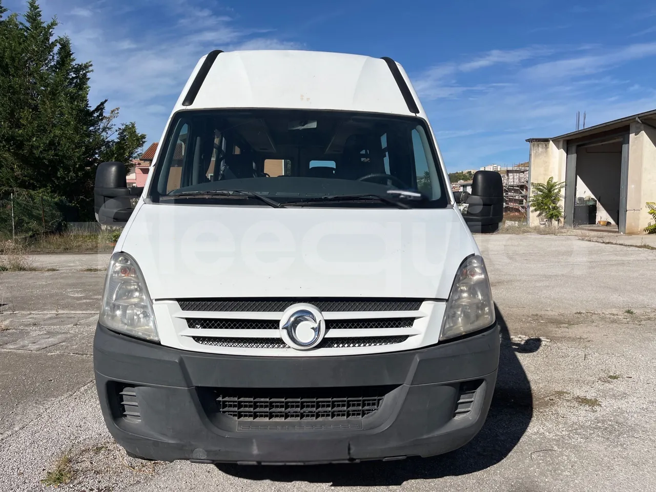 Iveco A50 A50-E4-21-B - Euro4 - 130kW - 6.948mt - under carpet photo