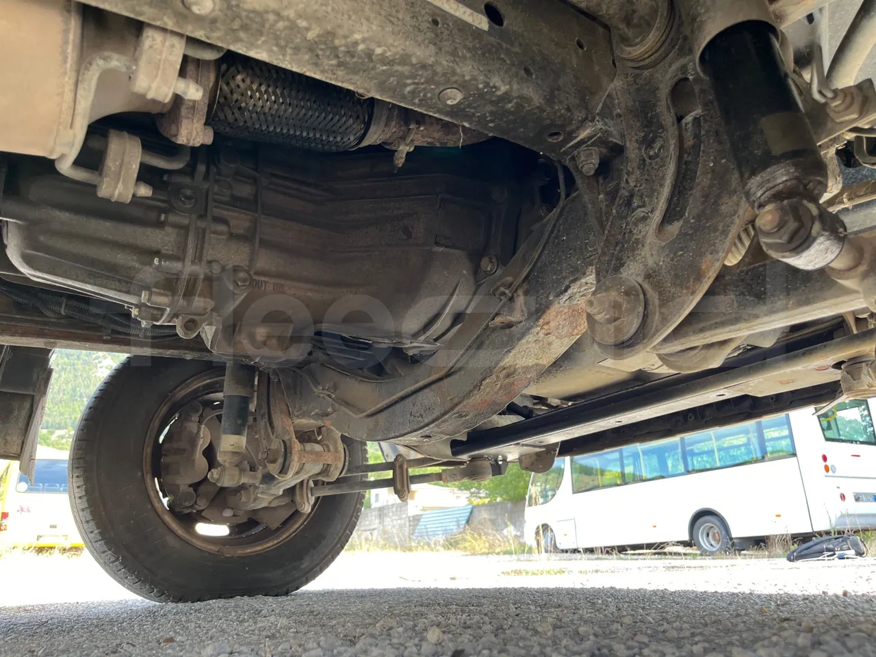 Iveco A50 A50-E4-21-B - Euro4 - 130kW - 6.948mt - front axle right side