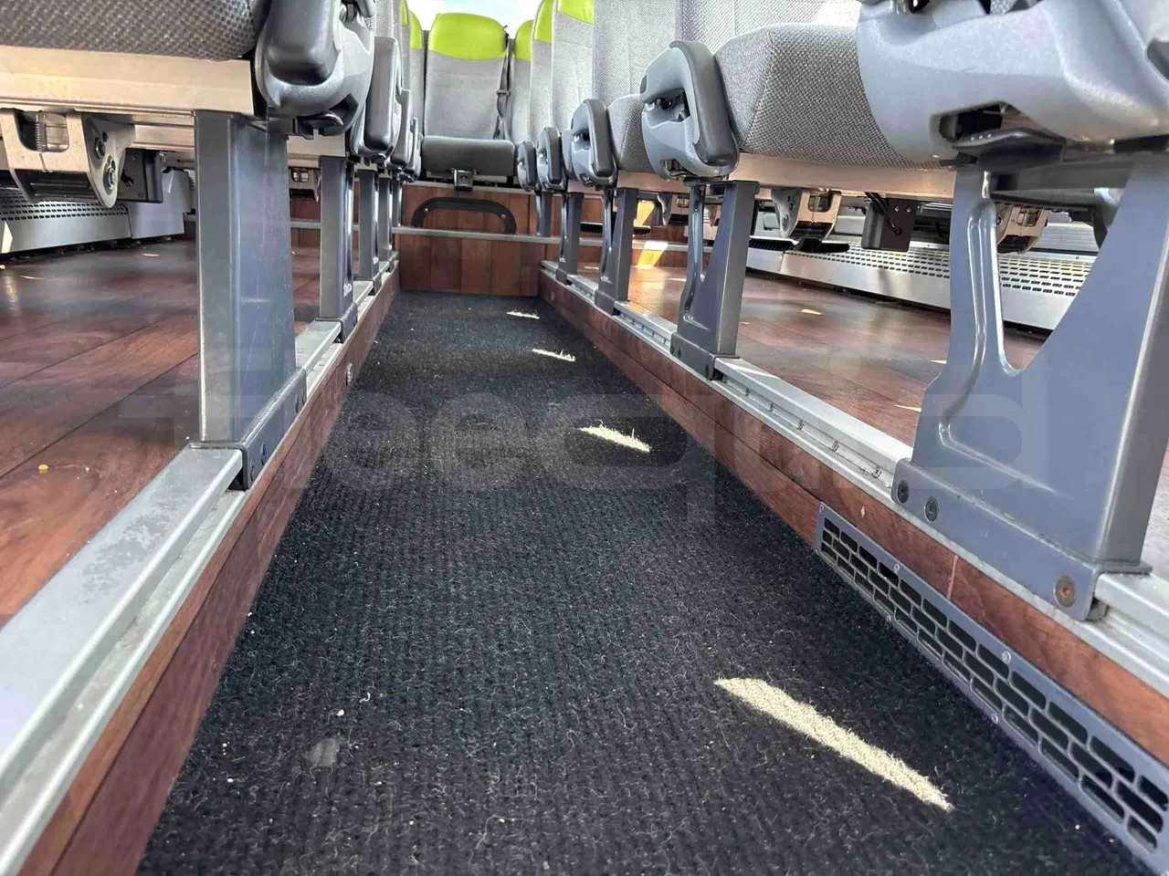 Temsa Safari RD - seat brackets photo