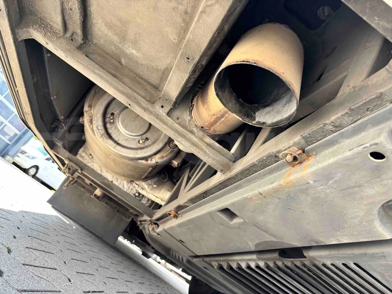 Temsa Safari RD - exhaust photo