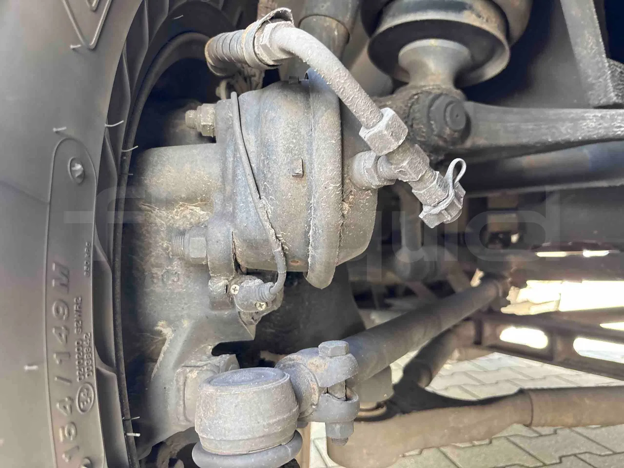 Temsa Safari RD - front brake calipers right