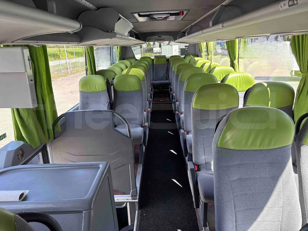 Temsa Safari RD - reverse view middle aisle