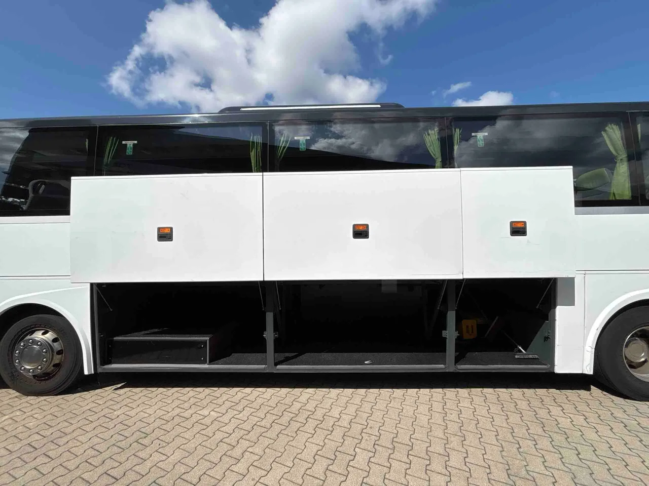 Temsa Safari RD - luggage rack photo