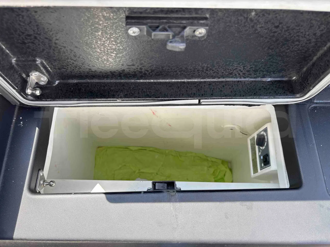 Temsa Safari RD - Refrigerator