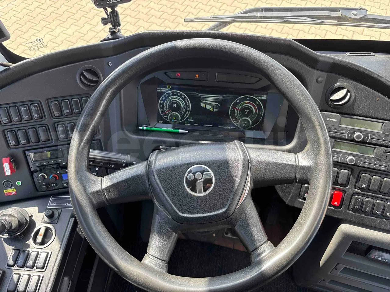Temsa Safari RD - steering wheel photo