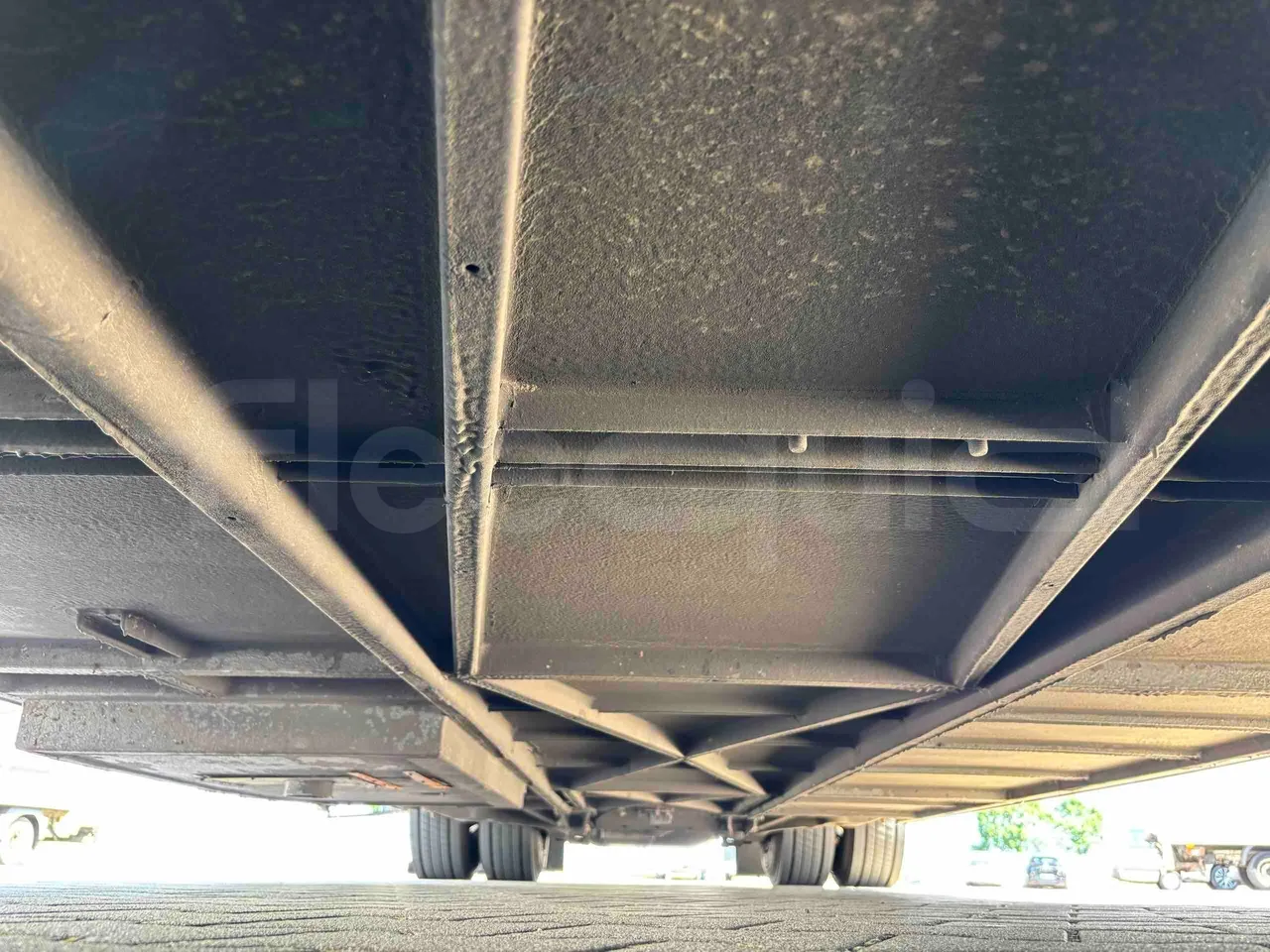 Temsa Safari RD - central undercarriage photo
