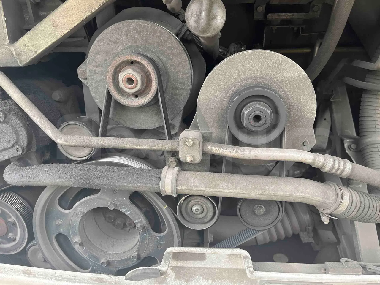 Mercedes-Benz Citaro - air conditioning compressor