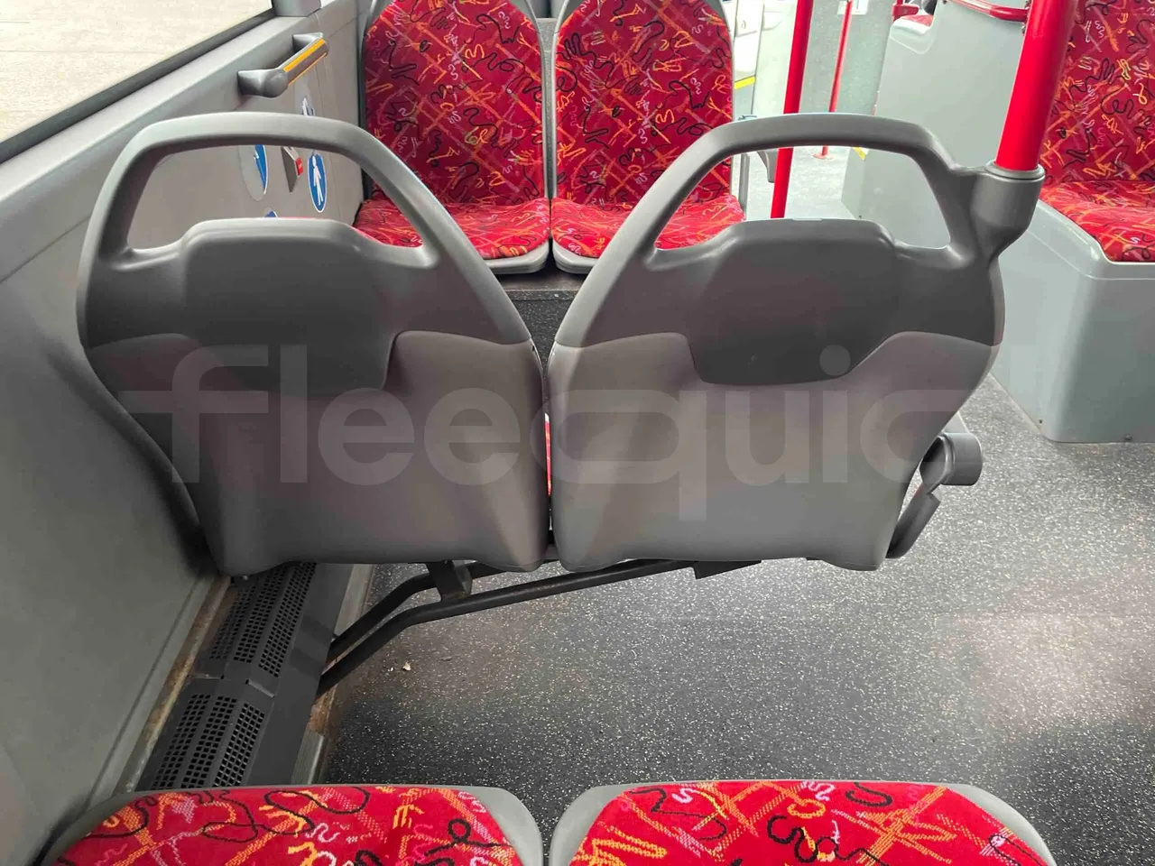 Mercedes-Benz Citaro - mesh detail photo