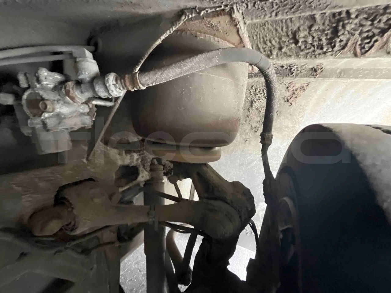 Mercedes-Benz Citaro - front shock absorbers left