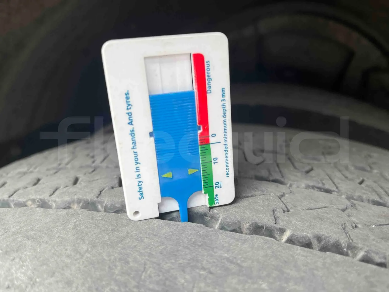 Mercedes-Benz Citaro - front left tire measurements