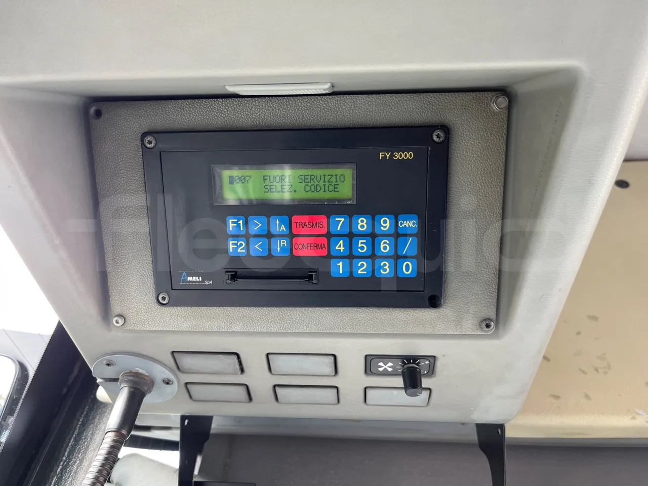 Mercedes-Benz O 530 G- 3P - Euro5 - 260kW - 17.940mt - command unit indicators