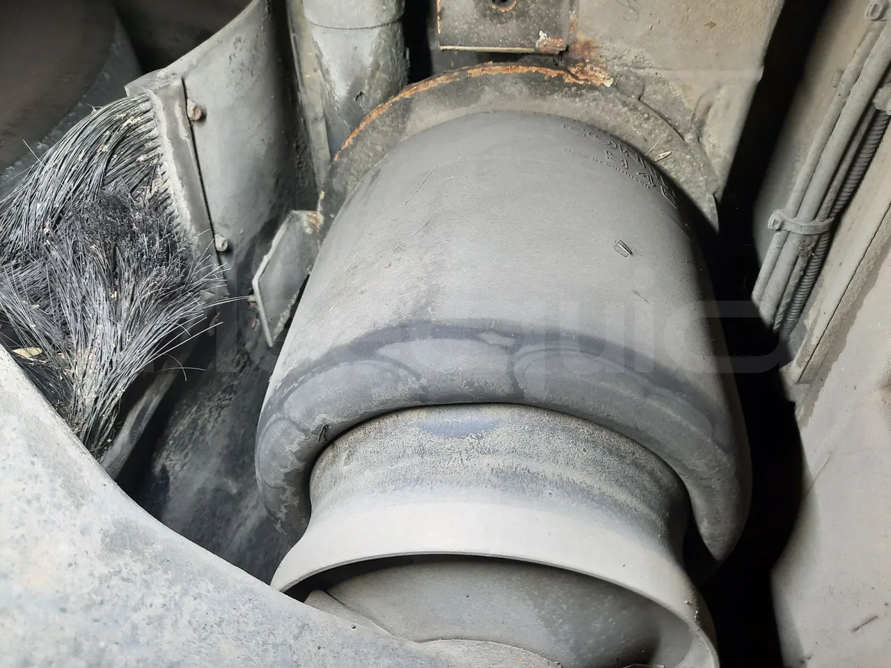 Mercedes-Benz O 530 G- 3P - Euro5 - 260kW - 17.940mt - axel 2 air springs 2 right