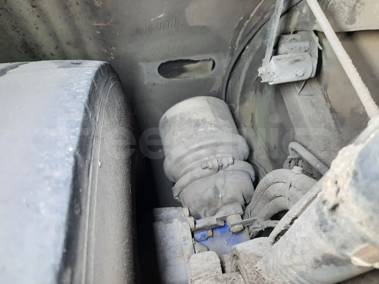 Mercedes-Benz O 530 G- 3P - Euro5 - 260kW - 17.940mt - axle 2 caliper brakes right