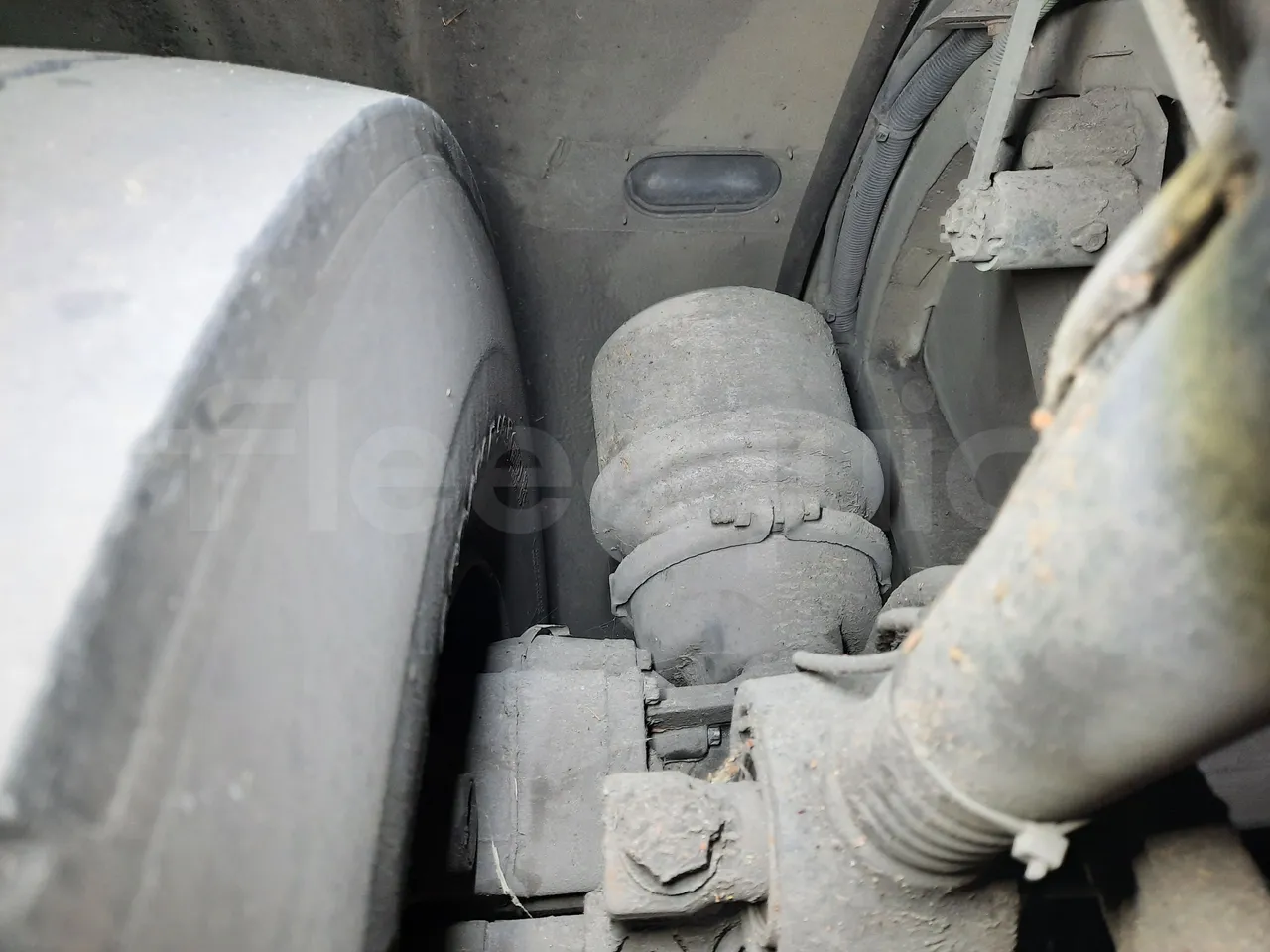 Mercedes-Benz O 530 G- 3P - Euro5 - 260kW - 17.940mt - axel 3 caliper brakes right