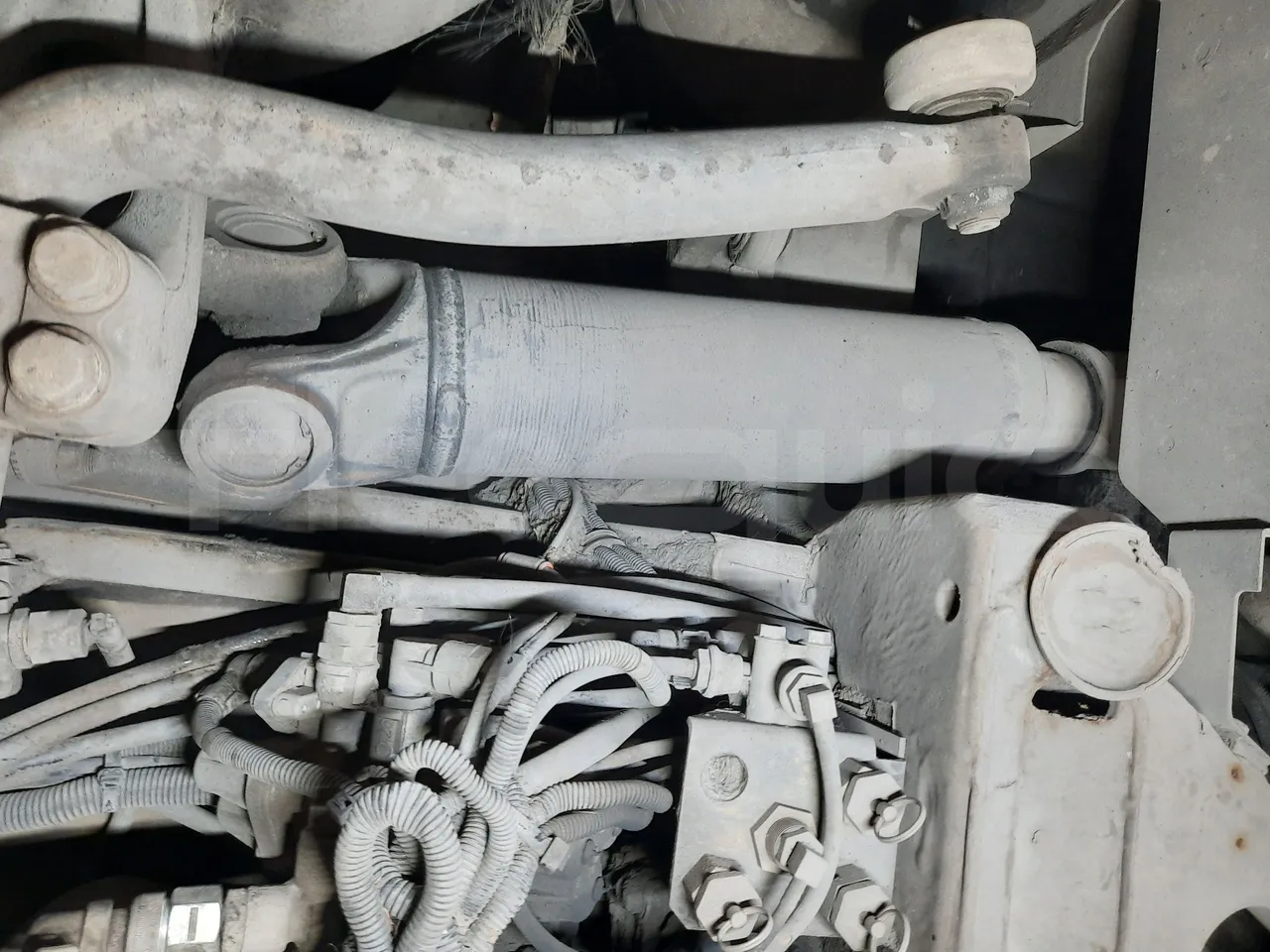 Mercedes-Benz O 530 G- 3P - Euro5 - 260kW - 17.940mt - driveshaft photo