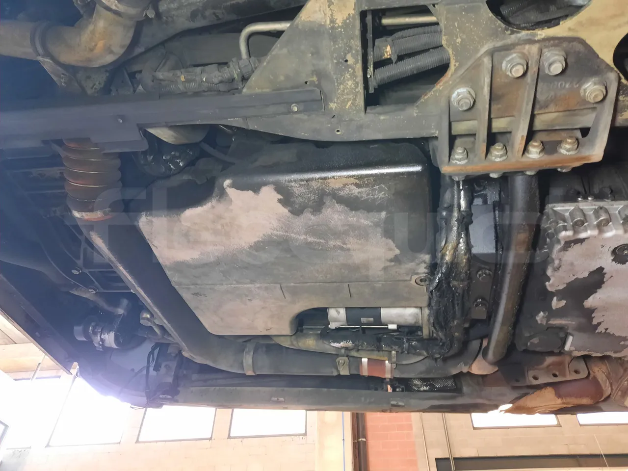 Mercedes-Benz O 530 G- 3P - Euro5 - 260kW - 17.940mt - engine without protection