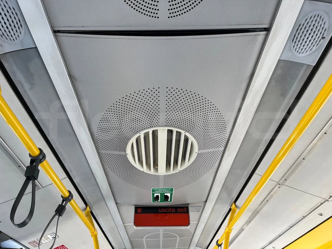 Mercedes-Benz O 530 G- 3P - Euro5 - 260kW - 17.940mt - roof hatch 2