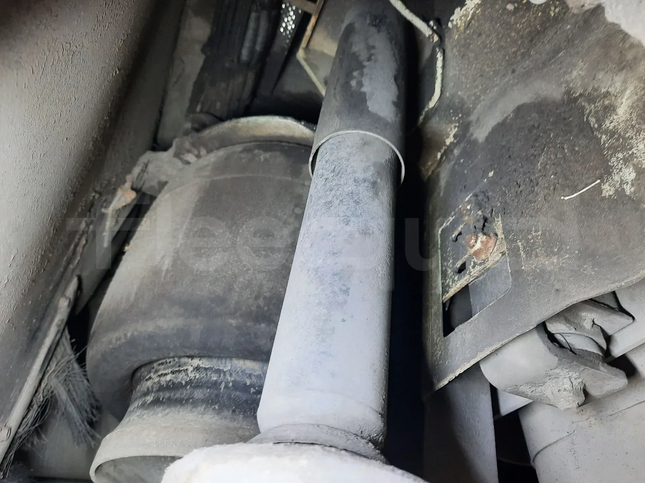 Mercedes-Benz O 530 G- 3P - Euro5 - 260kW - 17.940mt - axle 3 air springs 1 left