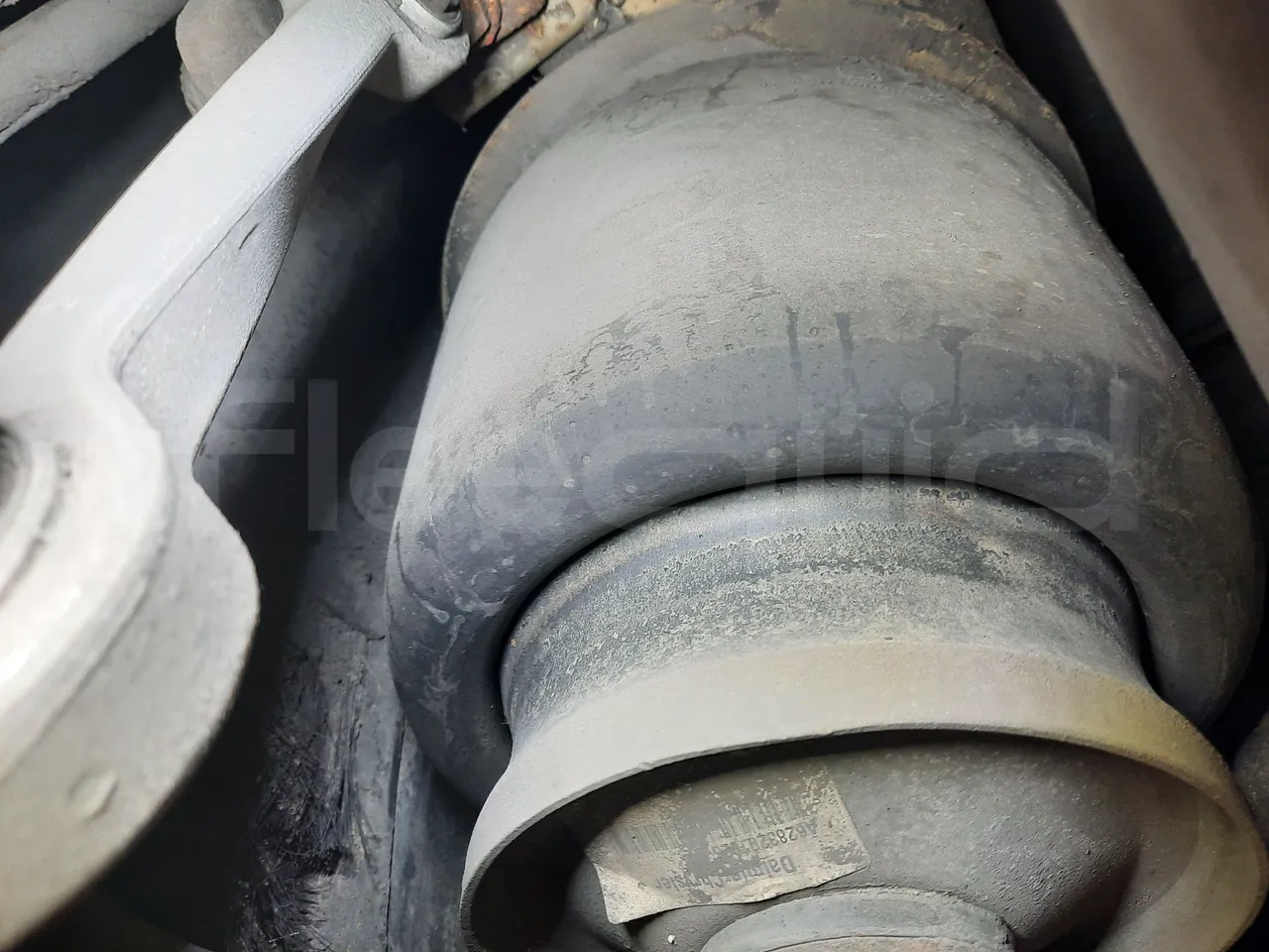 Mercedes-Benz O 530 G- 3P - Euro5 - 260kW - 17.940mt - axle 3 air springs 2 right