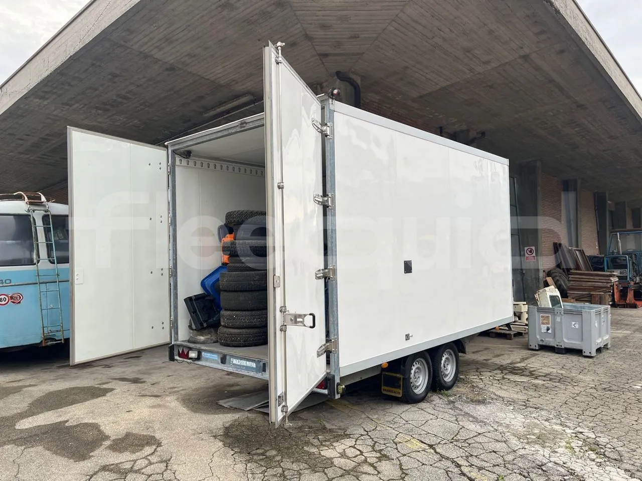 Humbaur Rimorchio 205122-20S - 6.164m - luggage rack photo