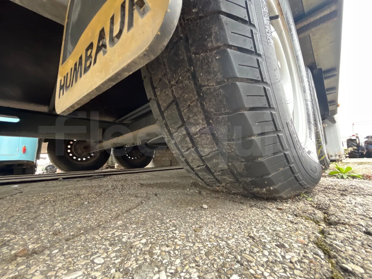 Humbaur Rimorchio 205122-20S - 6.164m - tread condition second axle tires right