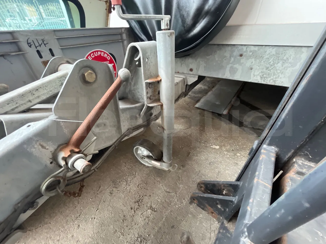 Humbaur Rimorchio 205122-20S - 6.164m - tread condition third axle tires right