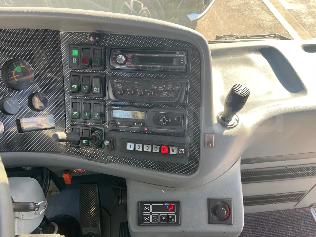 Bmc PROBUS TBX 850 - EUR4 -178kW -9.156m - radio accessories photo