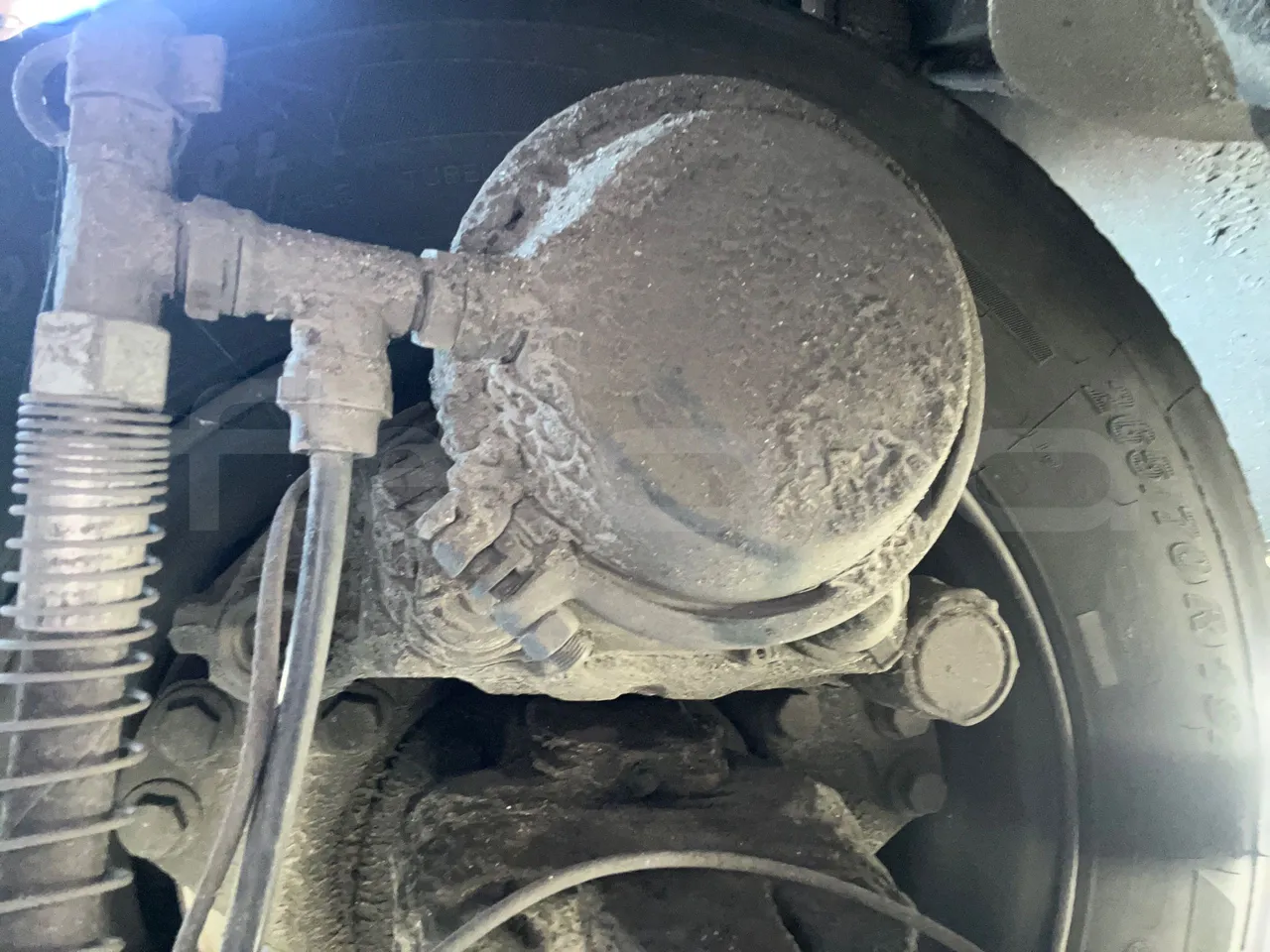 Bmc PROBUS TBX 850 - EUR4 -178kW -9.156m - front brake calipers left