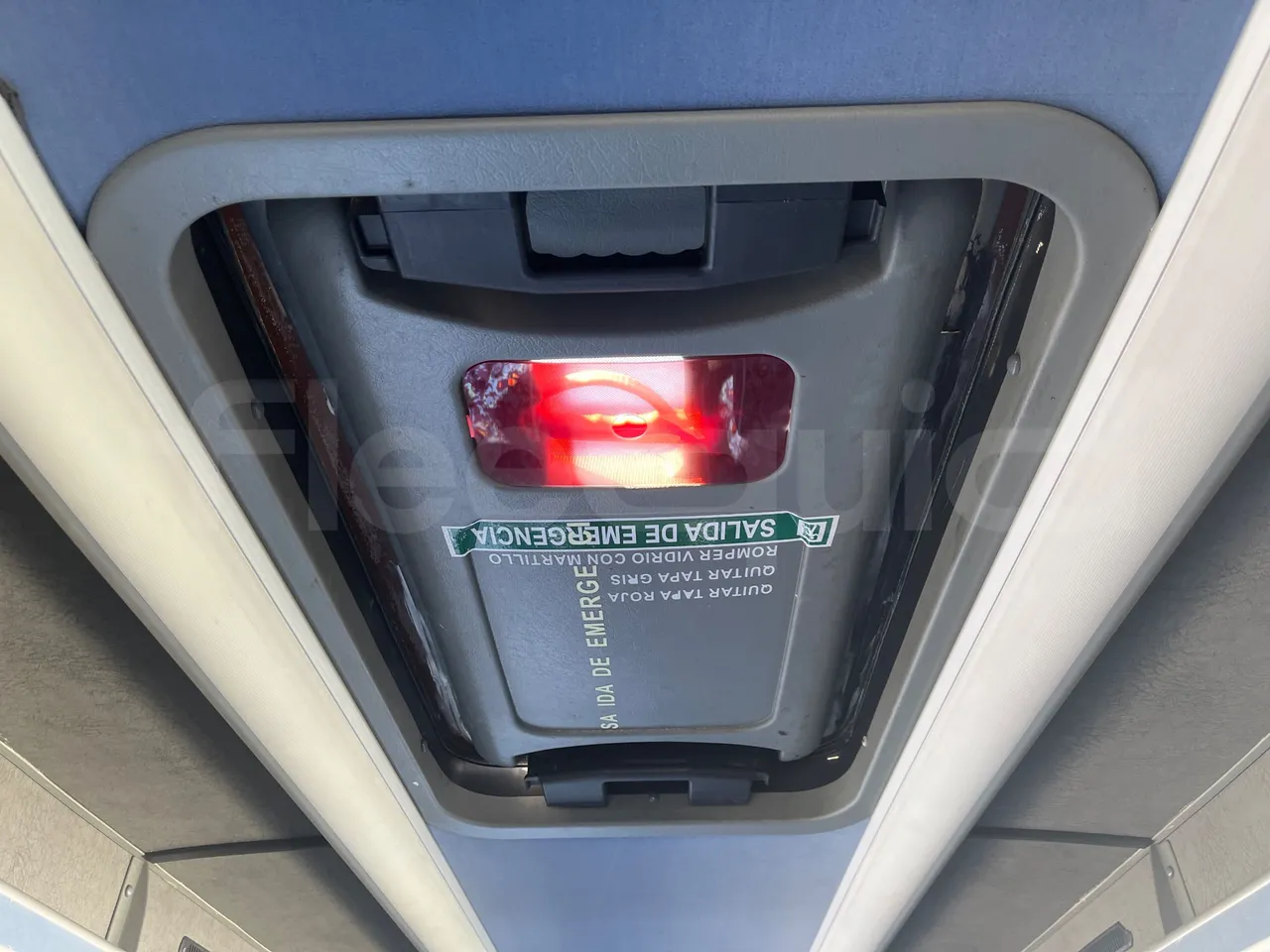 Bmc PROBUS TBX 850 - EUR4 -178kW -9.156m - roof hatch 1