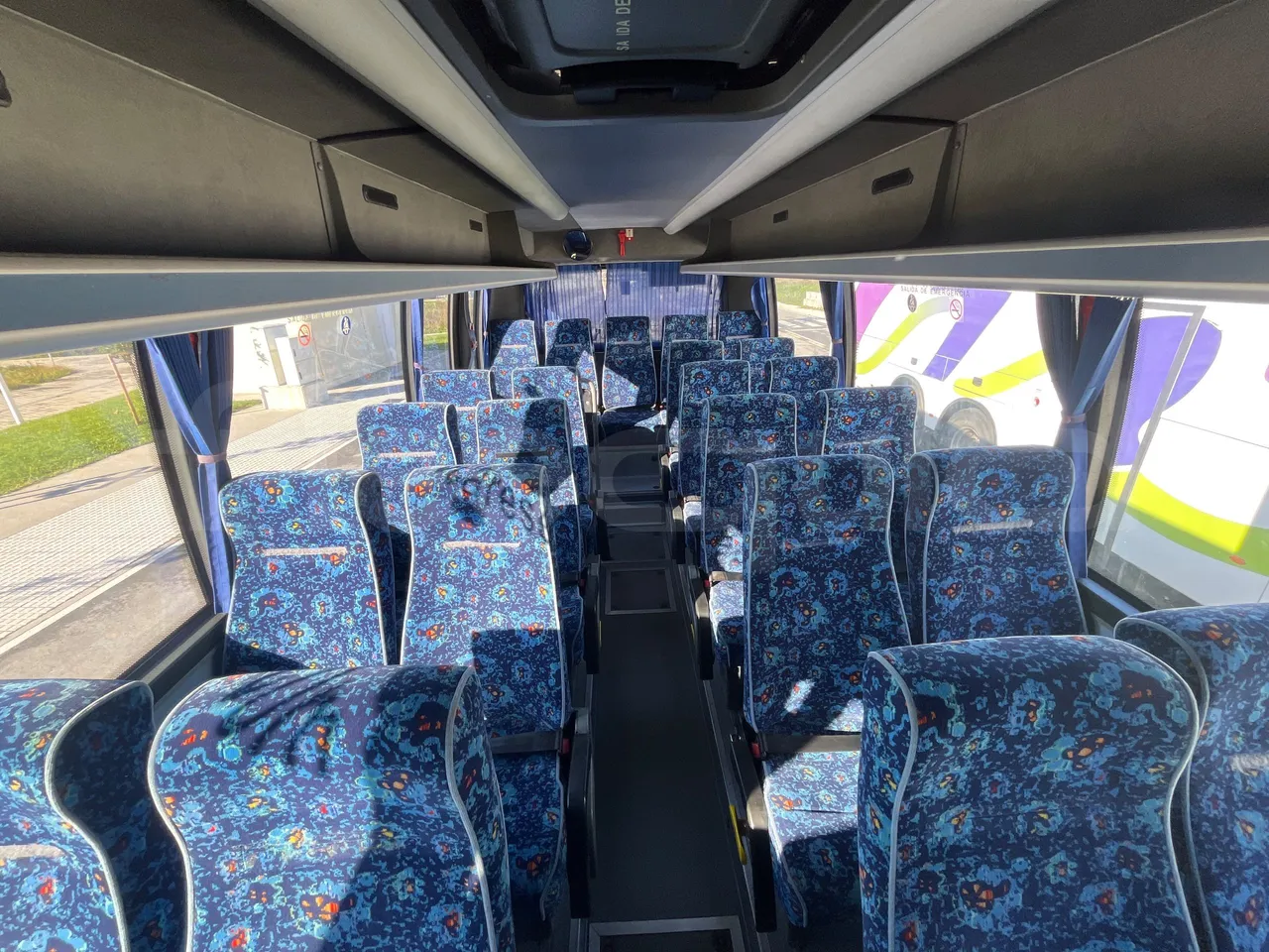 Bmc PROBUS TBX 850 - EUR4 -178kW -9.156m - reverse view middle aisle