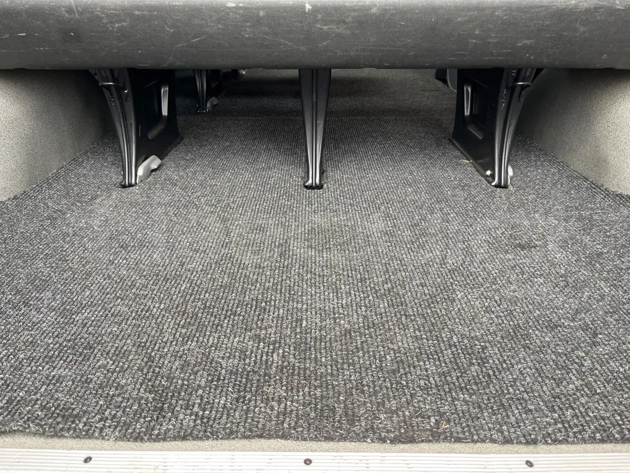 Mercedes-Benz Sprinter 906AC35 - EUR5 - 140kW - 5.910m - internal frame rust check